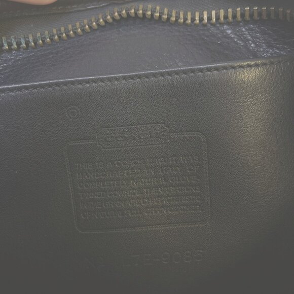 Vintage Coach Black Leather Hobo Bag With Adjustable Strap & Brass Hardware - Picture 9 of 16